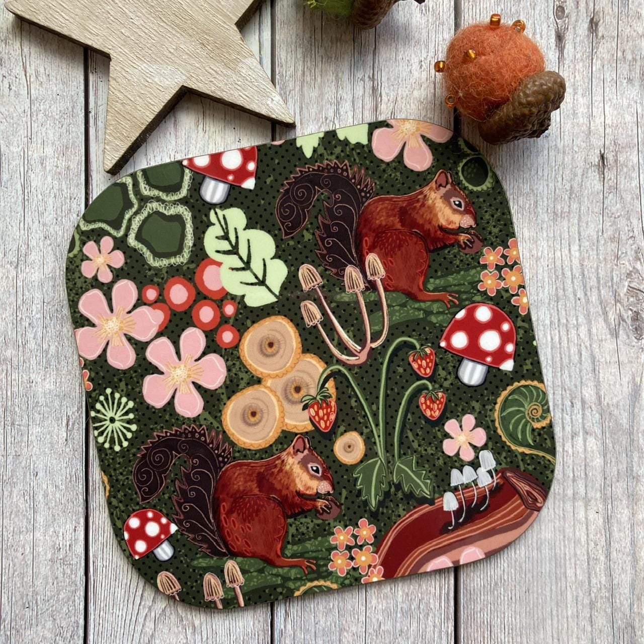 Red Squirrel Coaster, Autumn Coaster, Animal Coasters, Squirrel Lover Gifts, Fun Gift, Autumnal Decor, Birthday Gift Ideas, New Home Gifts.
